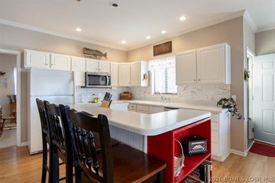 MOTIVATED SELLER! Welcome to easy lake living! This beautifully - photo 10