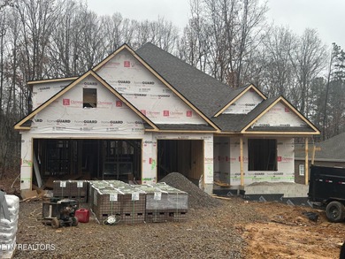 Tellico Lake Home Sale Pending in Loudon Tennessee