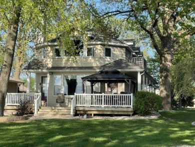 Lake Home For Sale in Fond Du Lac, Wisconsin