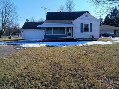Lake Erie - Lorain County Home Sale Pending in Lorain Ohio