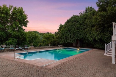 Welcome to 10 Apple Orchard Court in Dellwood's prestigious Pine - photo 12