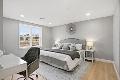 *VERY LARGE 1 BED UNIT ON TOP FLOOR, PRIVATE BALCONY! READY FOR - photo 25