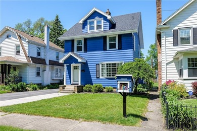 Welcome home to this charming 3-bedroom, 1.5-bath residence - photo 2