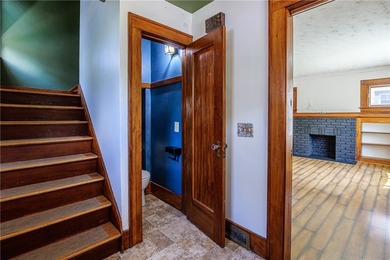 Welcome home to this charming 3-bedroom, 1.5-bath residence - photo 4