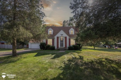 Lake Home For Sale in Flushing, Michigan