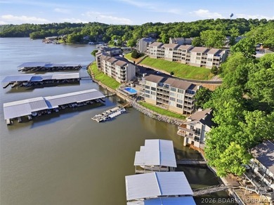 Welcome to lake life made easy! This beautifully updated 2 bed - photo 5