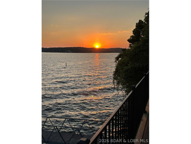 Lake living at its best in Osage Beach, this 3 bedroom 3 bath - photo 4