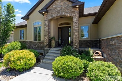 Fully custom-built home in the desirable Jefferson Greens - photo 3