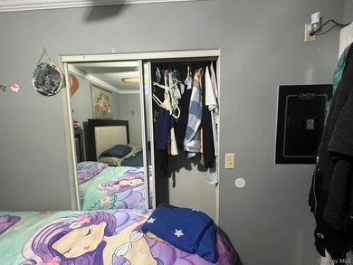 Location, Location, location!! ,fully renovated in 2020, highly - photo 8