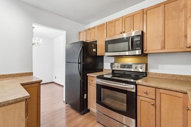 This Edina location is within minutes of a vast array of - photo 16