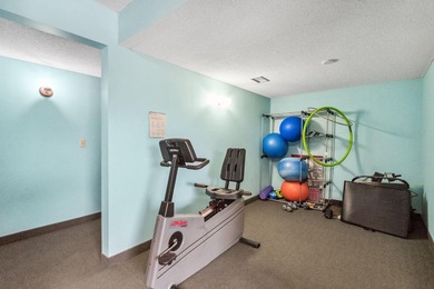 This Edina location is within minutes of a vast array of - photo 26