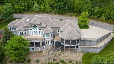 Experience elevated golf course living in the prestigious Old - photo 4