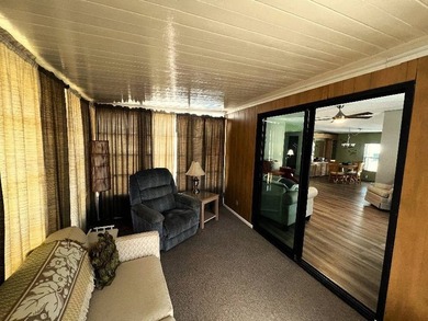 Welcome to this beautifully updated and spacious 2-bedroom - photo 12