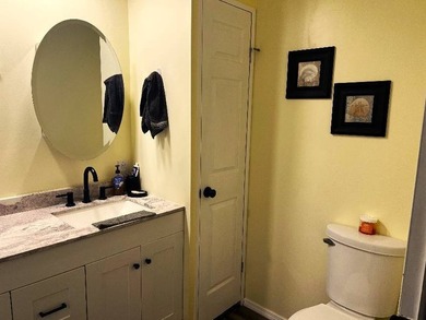 Welcome to this beautifully updated and spacious 2-bedroom - photo 23
