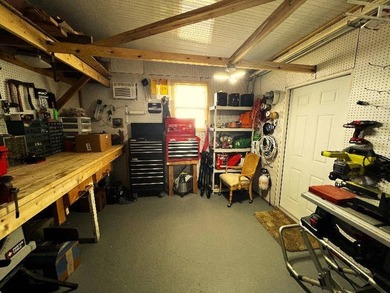Welcome to this beautifully updated and spacious 2-bedroom - photo 25
