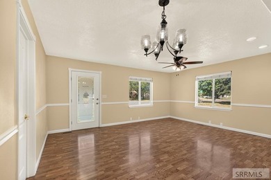 Oversized Corner Lot! Welcome to this beautifully maintained - photo 9