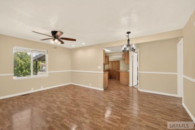 Oversized Corner Lot! Welcome to this beautifully maintained - photo 10