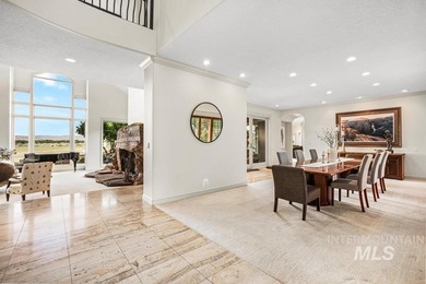 An extraordinary sanctuary of living & landscape, set on more - photo 9