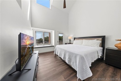 Experience elevated Lake of the Ozarks living in this furnished - photo 10