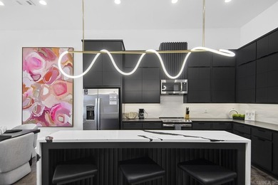 Enjoy luxury living in Lake Hamiltons newest Rooftop Townhomes - photo 12
