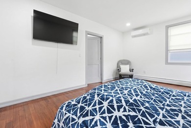 Beautiful Single Family House located within a block from Guy R - photo 16