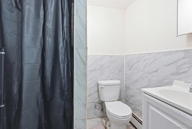 Beautiful Single Family House located within a block from Guy R - photo 19