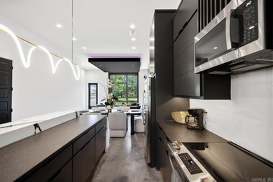 Enjoy luxury living in Lake Hamiltons newest Rooftop Townhomes - photo 22