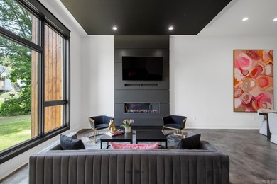 Enjoy luxury living in Lake Hamiltons newest Rooftop Townhomes - photo 25