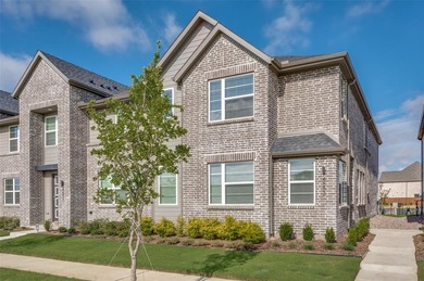 (private lake, pond, creek) Townhome/Townhouse For Sale in Celina Texas