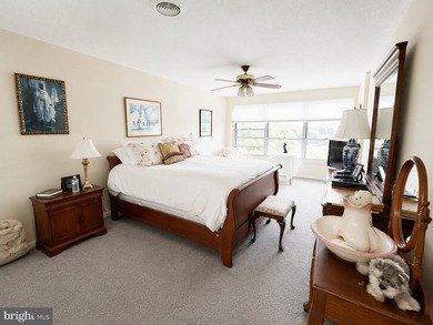Top-Floor Living with Sweeping Views at Green Hill!  Welcome to - photo 5