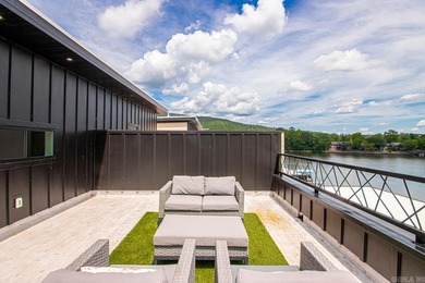 Enjoy luxury living in Lake Hamiltons newest Rooftop Townhomes - photo 48
