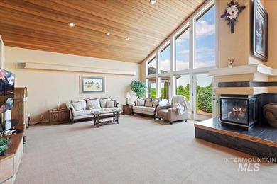 Nestled on a sprawling 4.5-acre estate, this breathtaking - photo 9