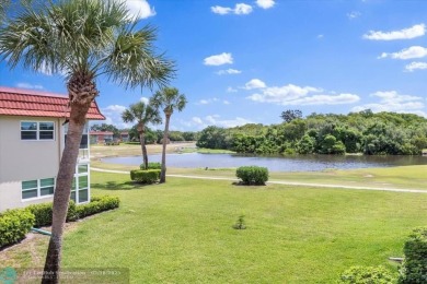 Lake Condo For Sale in Vero Beach, Florida