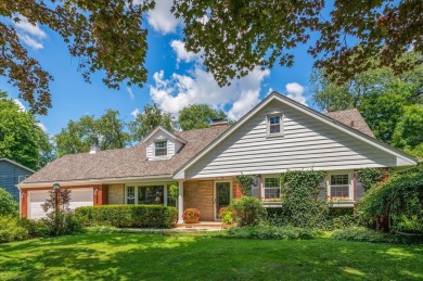 Lake Home For Sale in Batavia, Illinois