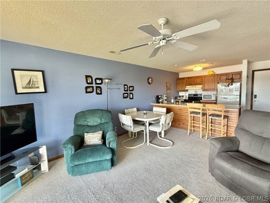 Wake up to stunning views in this charming 2-bedroom, 2-bathroom - photo 6