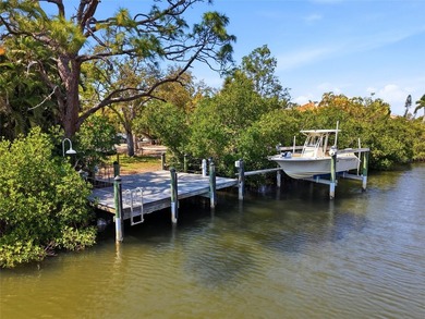 Under contract-accepting backup offers. A rare opportunity to - photo 8