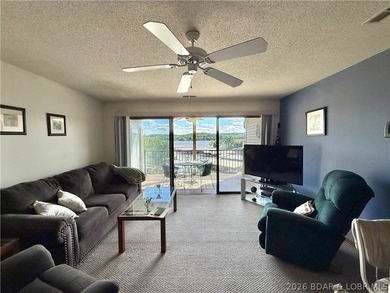 Wake up to stunning views in this charming 2-bedroom, 2-bathroom - photo 9