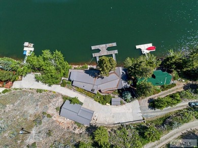 Welcome to your dream lakefront retreat on Williams Lake in the - photo 1