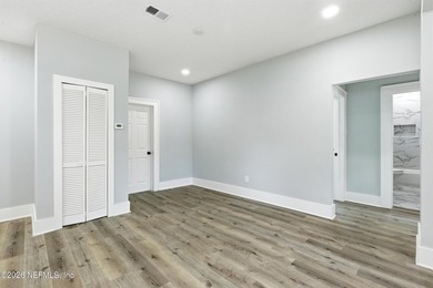 Step inside this fully renovated gem! This 3-bedroom, 2-bath - photo 14