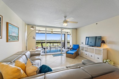 True paradise living in Florida! Rarely available, this spacious - photo 15