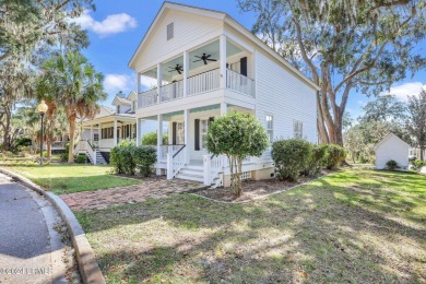 (private lake, pond, creek) Home Sale Pending in Beaufort South Carolina