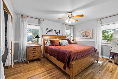 This property is absolutely charming ! Discover a clever blend