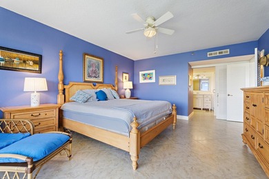 True paradise living in Florida! Rarely available, this spacious - photo 26