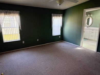 Spacious, 3 bedroom, 2 bath home that has been well maintained - photo 7