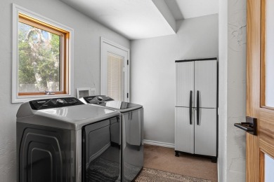 This property is absolutely charming ! Discover a clever blend