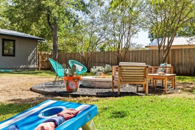 This property is absolutely charming ! Discover a clever blend