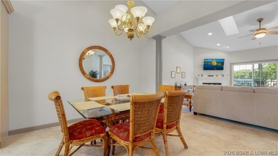 Come home to this inviting, welcoming villa at The Palms in Lake - photo 7