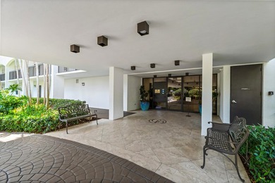 True paradise living in Florida! Rarely available, this spacious - photo 52