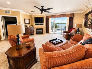 Gorgeous Walk-In Level Condominium with Elevator Access at the - photo 6
