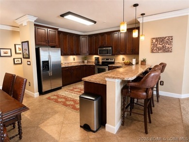 Gorgeous Walk-In Level Condominium with Elevator Access at the - photo 9
